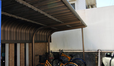 大型バイク可の屋内駐輪場